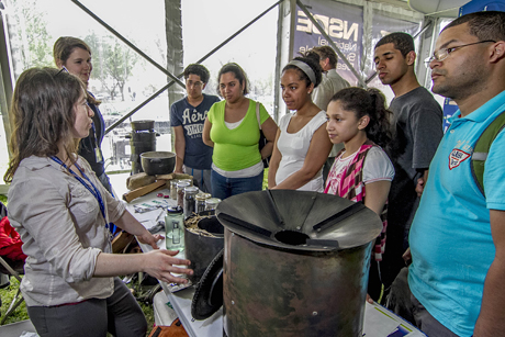 Rachel Estrin and Marie Zwetsloot