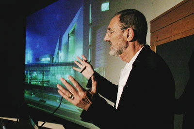 Thom Mayne lectures on campus