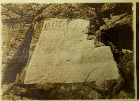 Nishan Tash hieroglyphic inscription