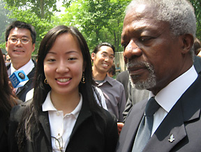 Helen Yang '07 is pictured with U.N. Secretary General Kofi Annan