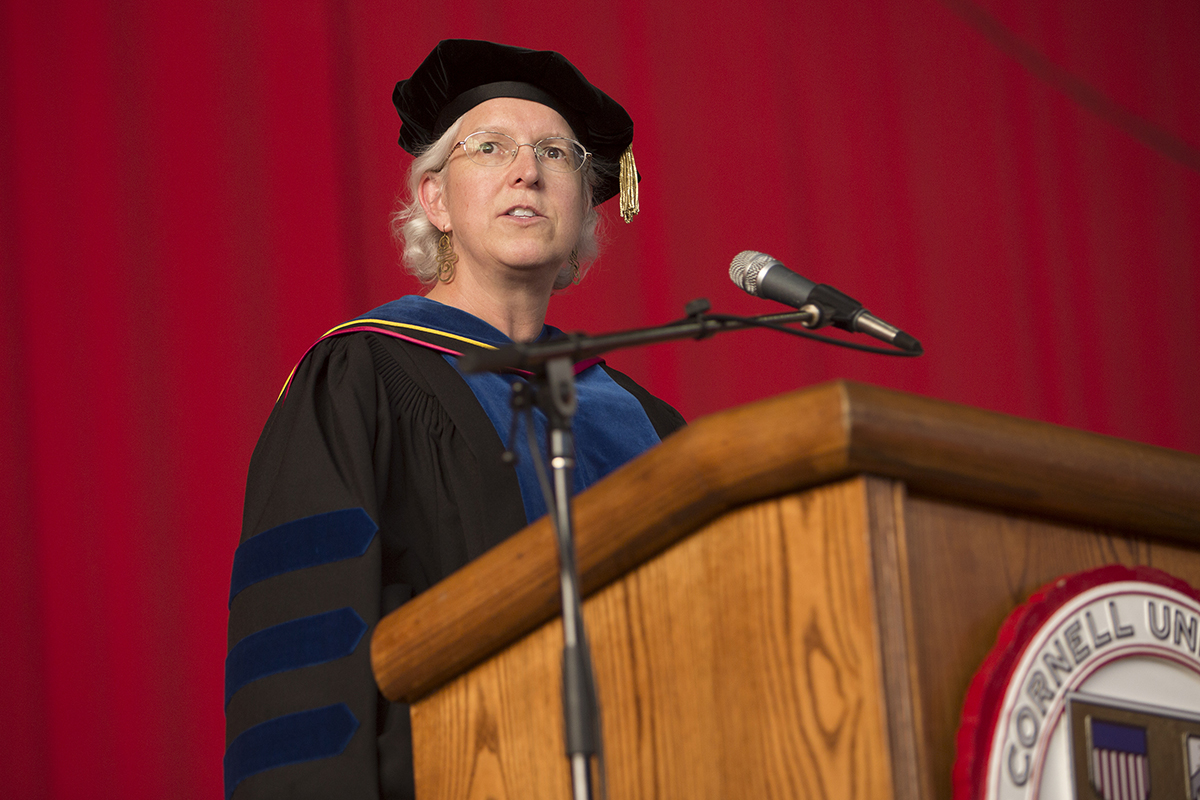 Knuth at hooding ceremony