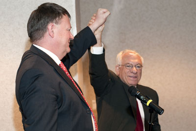 Yervant Terzian, right, thanks Charles Mund Jr. '81