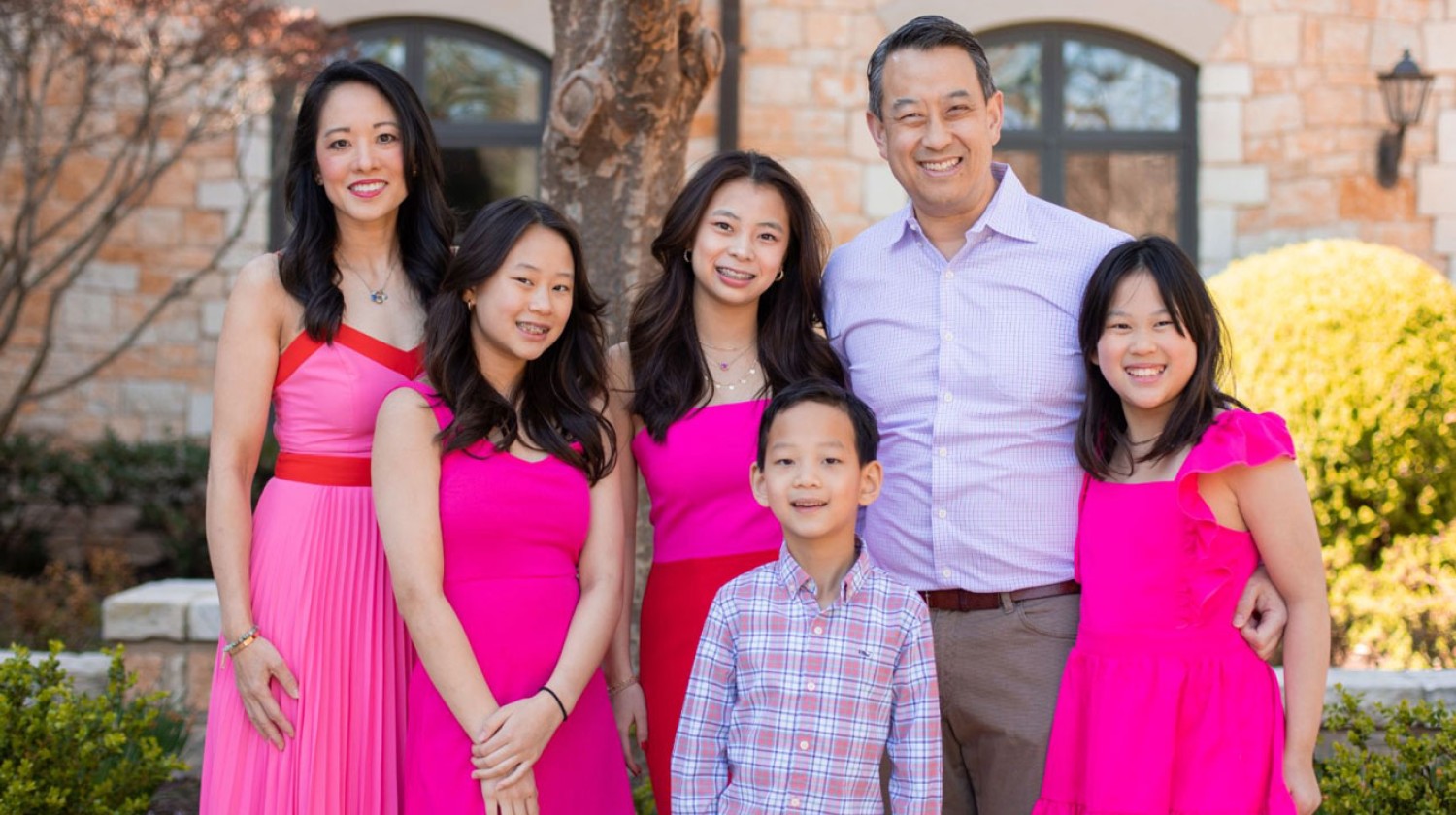 Tim Chi with his family 