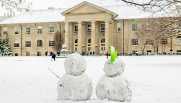 Snowmen on the Arts Quad.