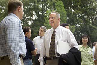 President Skorton talks with Chris Schaffer