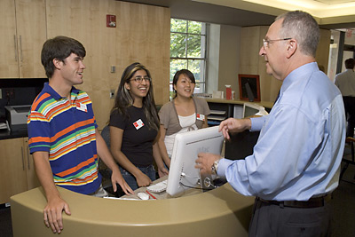 David Skorton and student tour guides