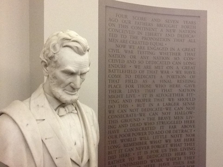 Lincoln statue