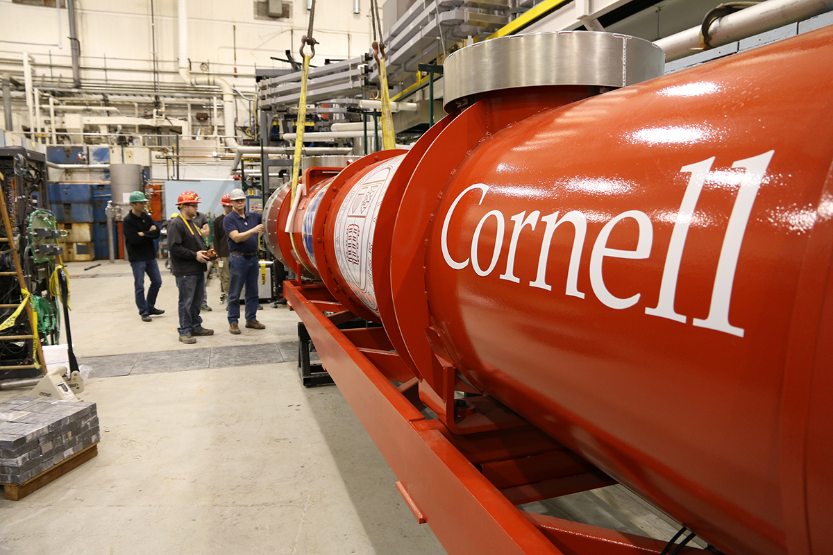 Main linac cryomodule