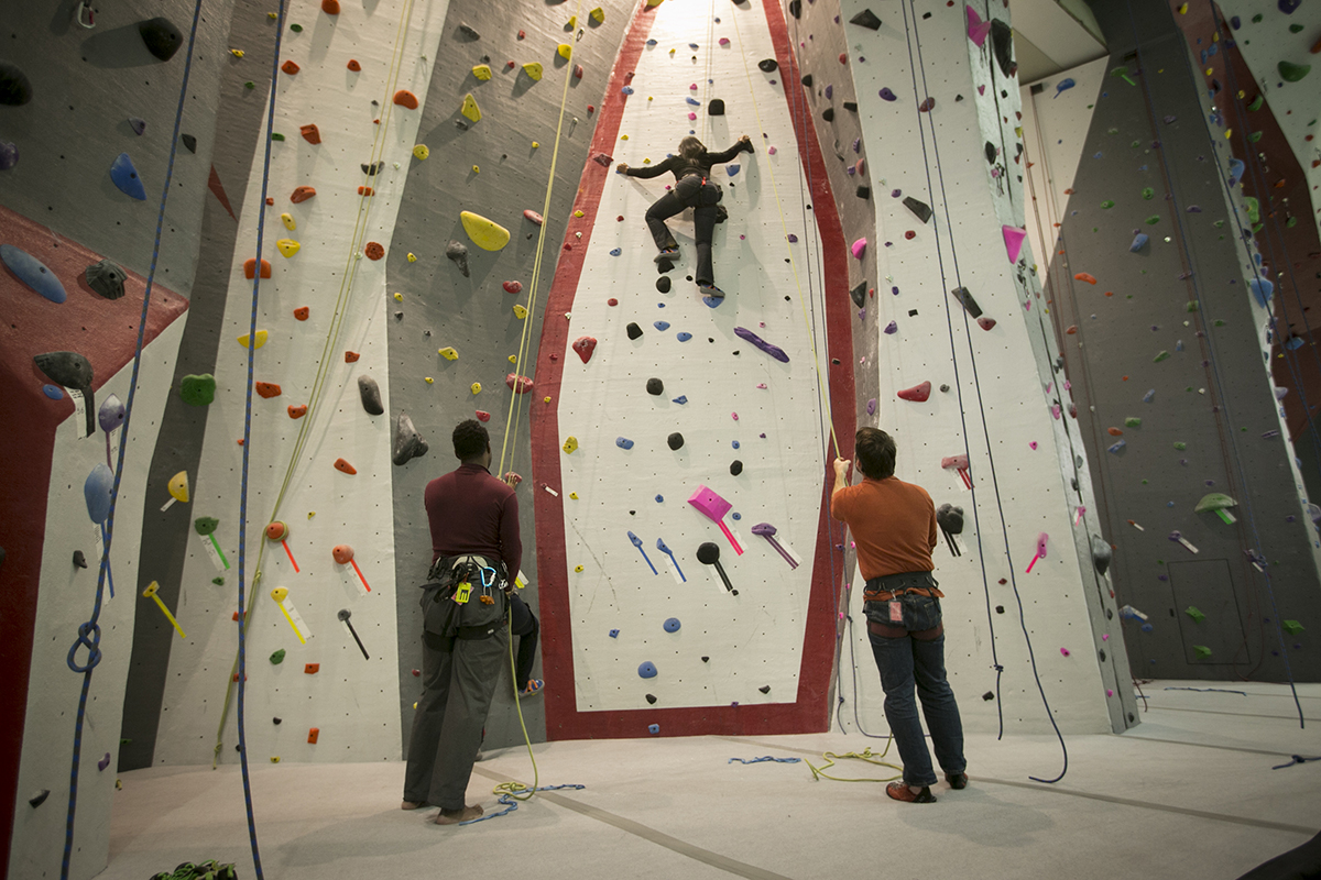 Climbing wall